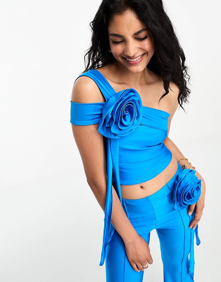 Annorlunda corsage detail slinky bandeau top in blue